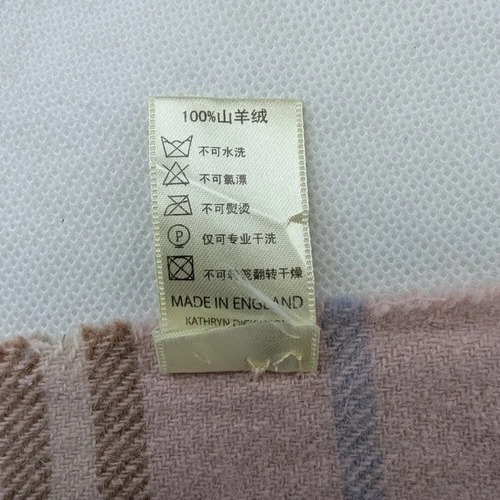 Burberry Cashmere Nova Check Plaid Scarf Pink Unisex | Designer Winter Wear - Picture 4 of 8